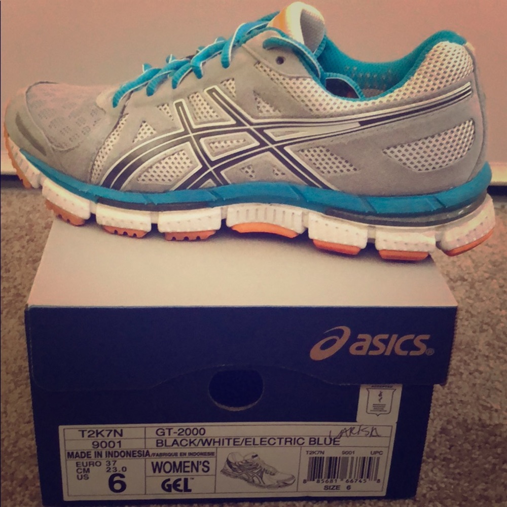 Aasics GT 2000 running shoes.